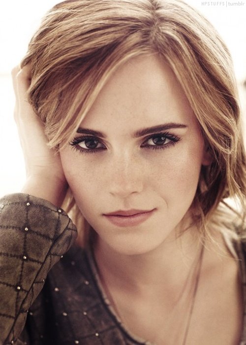 lmWXHbBP Emmagasms are the better & more intense, she's much better than porn - Emma Watson 02.jpg